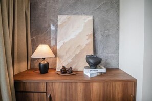 Iron/ironing board - Mi-Villa AZABU Tokyo Tower View (Tokyo)