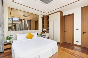 Cots/infant beds - The Ozon Bangtao 3-bedrooms Villas with pool by My Home Phuket (Phuket)