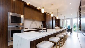 Ảnh chưa phân loại, 4 trong số 54 ảnh, nút