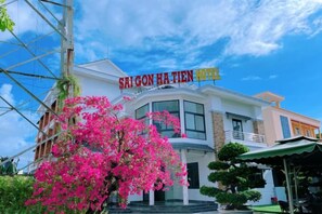 Unclassified image, 2 of 10, button - Sai Gon Ha Tien Hotel (Ha Tien)