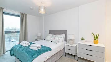 Familieleilighet, 2 soverom, ikke-røyk | Wi-fi (inkludert)