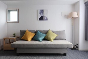 Living area - Ito House (Tokyo)