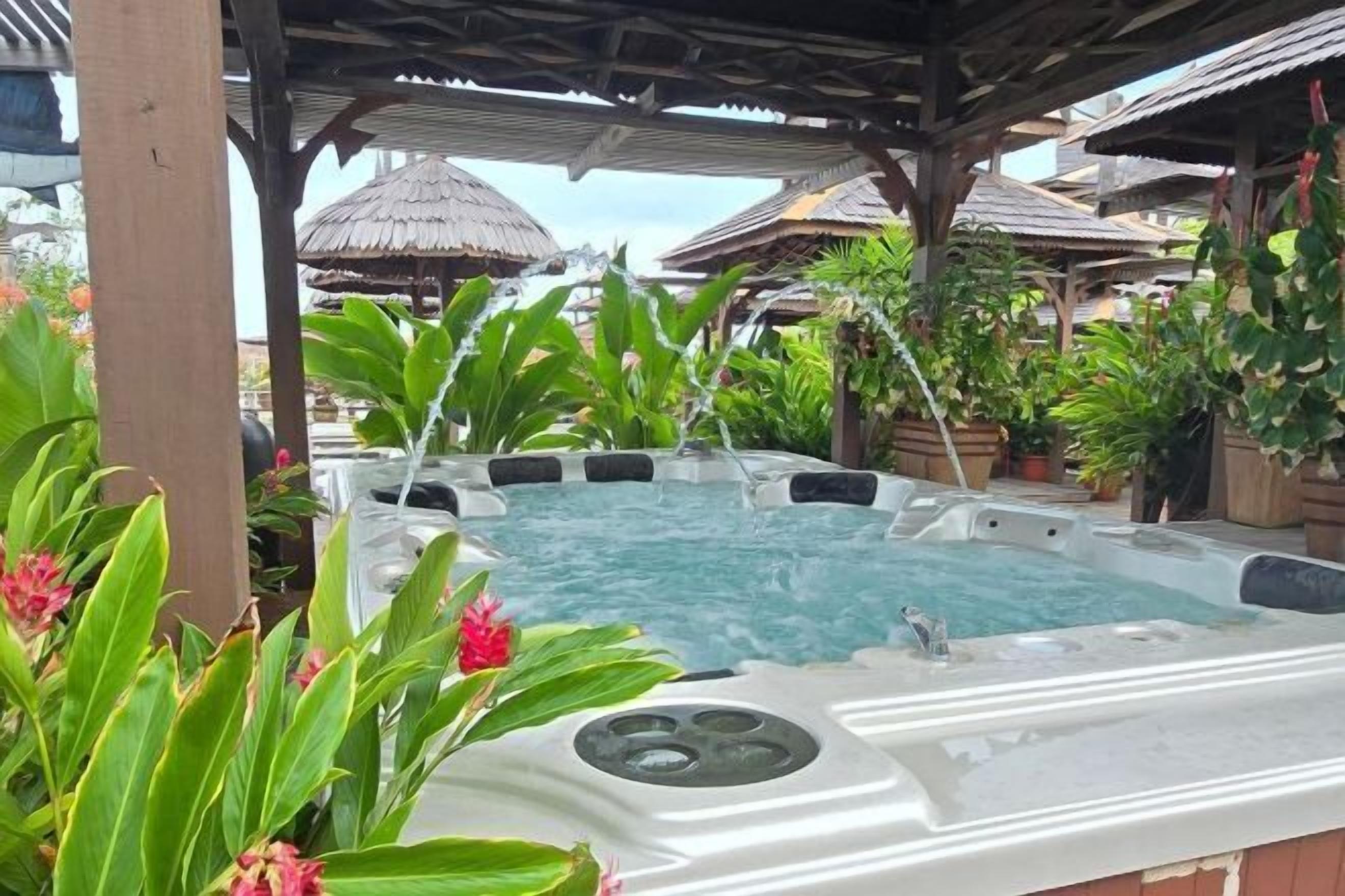 Bồn tắm spa ngoài trời