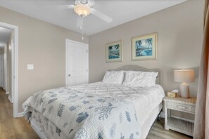 4 bedrooms, desk, free WiFi - Contentment Cove - 4 Bedroom oceanfront duplex with beautiful views. Adjoining side available too... (North Topsail Beach)