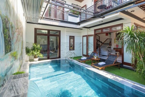 Outdoor pool - NaFaLa Homestay (Hoi An)