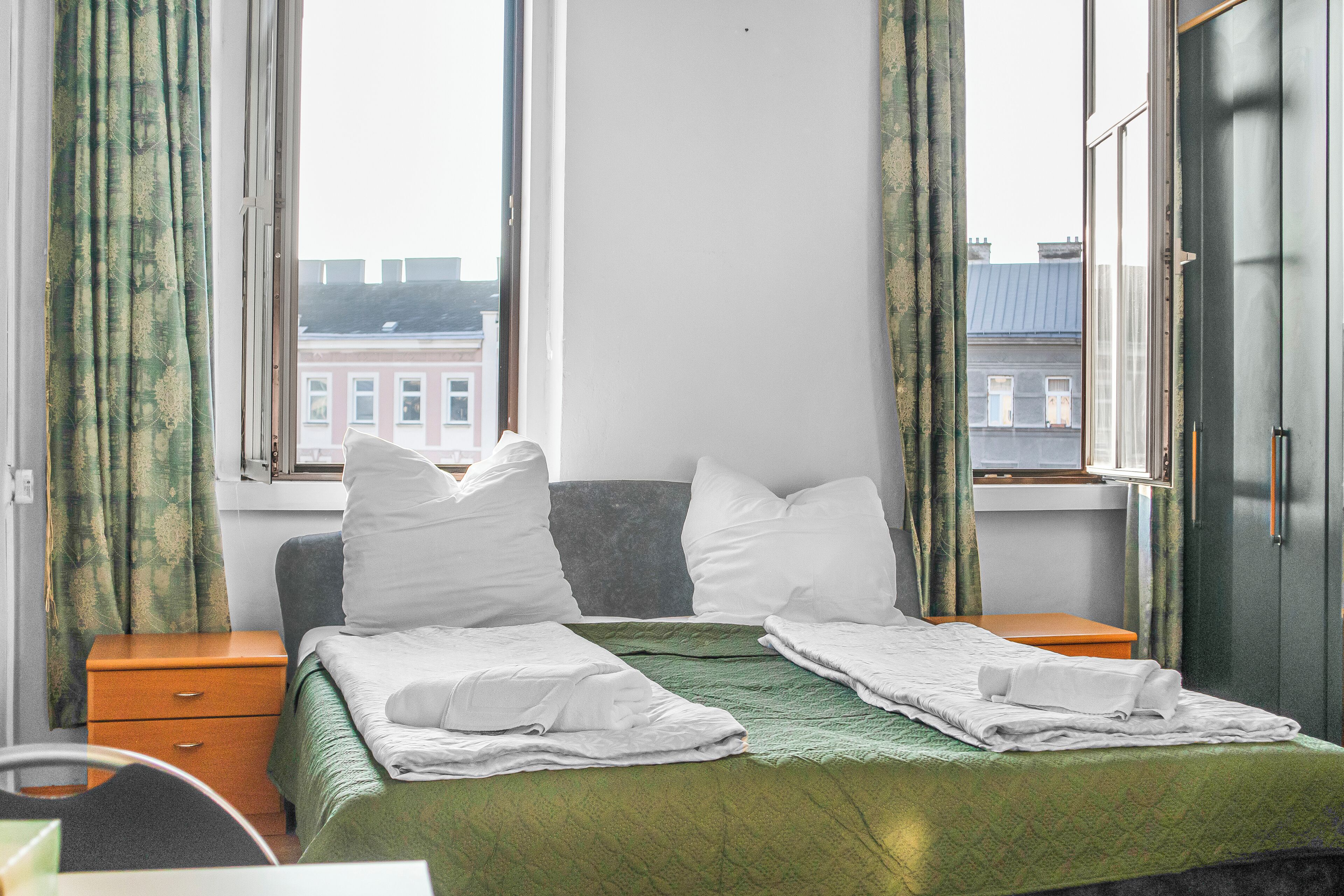 基础公寓 | 熨斗/熨板、免费 WiFi