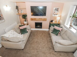 Living area - Court Street Cottage (Oldham)