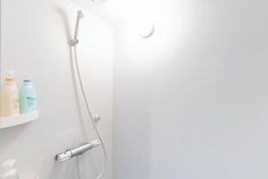 Bathroom - SAKURA INN-TENGACHAYA (Osaka)