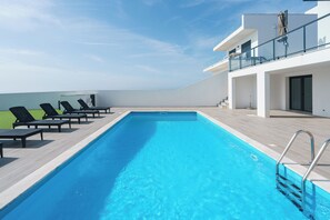 Piscina all'aperto