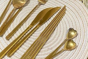 Miscellaneous - Lovely Unit with free wifi & netflix I across Naia Terminal 3 airport (Pasay)