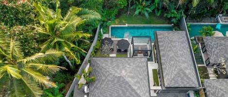 Kolam renang outdoor