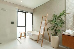 Cribs/infant beds