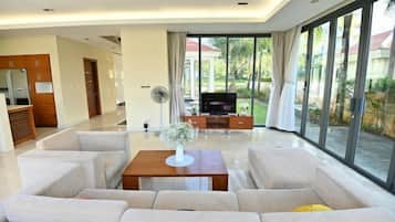 Nôi/giường cho trẻ sơ sinh