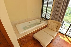 Bathroom - Private pool villa - Your home, your resort (Da Nang)