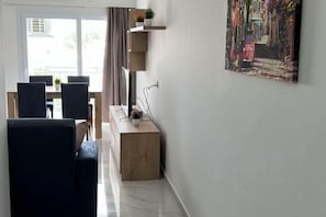 Sınıflandırılmamış resim, 46 üzerinden 2, düğme