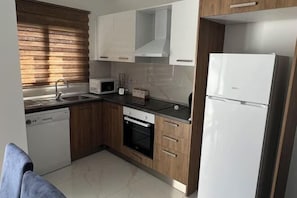 Sınıflandırılmamış resim, 46 üzerinden 3, düğme