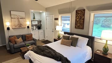 1 bedroom, iron/ironing board, travel crib, free WiFi
