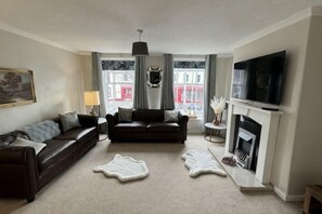 Living area - Prime Location Cockermouth Main Street - Sleeps 6 (Cockermouth)