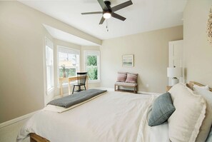 4 bedrooms, desk, iron/ironing board, travel crib