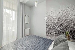 1 bedroom, iron/ironing board, travel cot, WiFi - Air-conditioned Apartment | Pool, Balcony, 300 m to the Beach (Kołobrzeg)