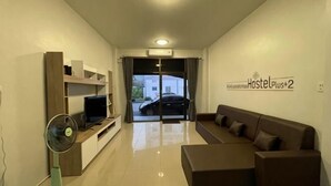 Living area - Khoksametchun Hostel Plus 2 (Hat Yai)