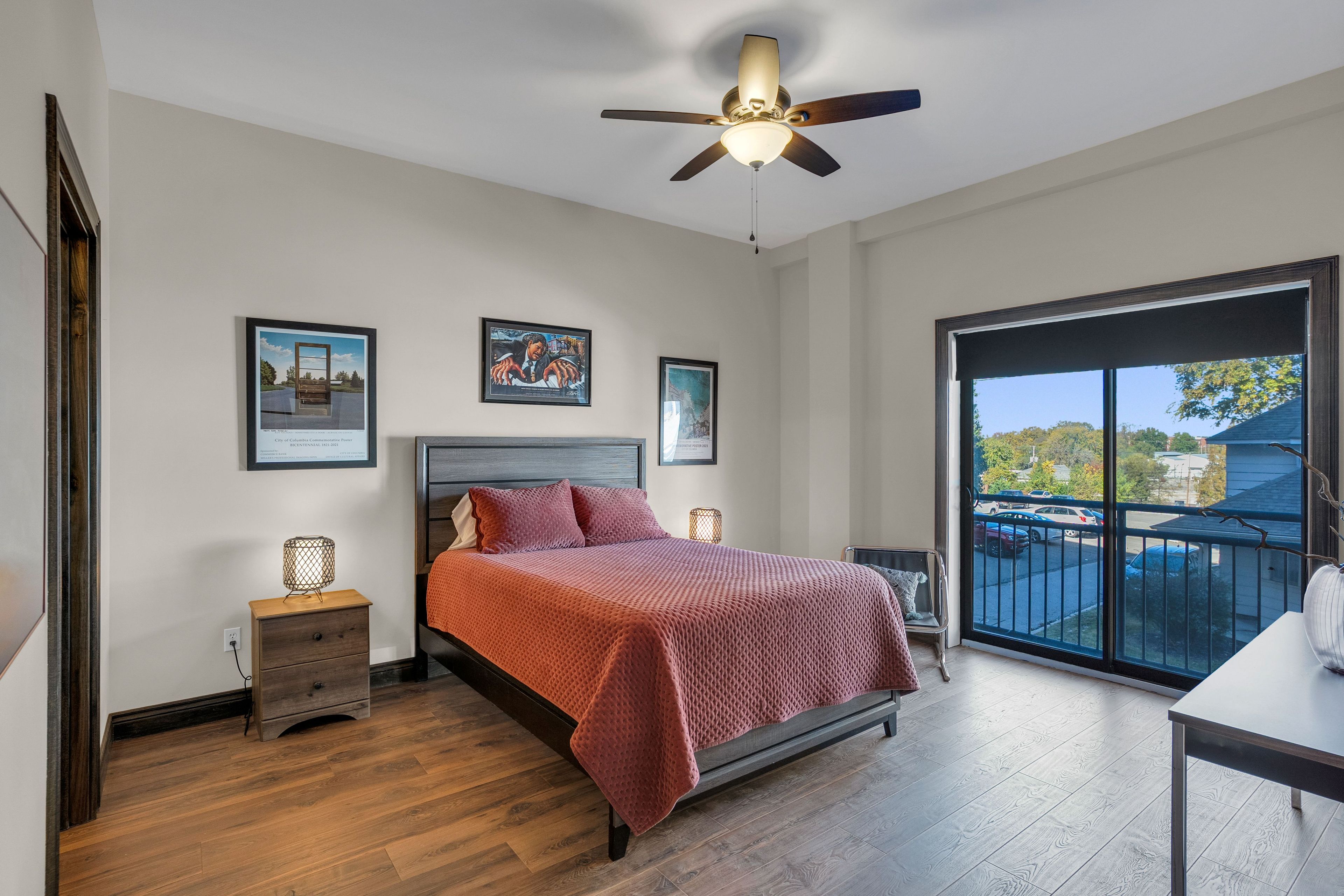 2 chambres, fer et planche à repasser, Wi-Fi gratuit, draps fournis