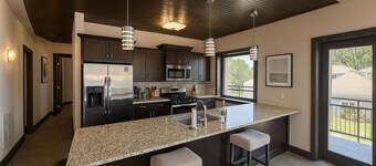 Upscale 2-bedroom luxury loft in vibrant downtown Columbia, MO, in The District