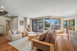 تلفزيون ذكي، مكتب