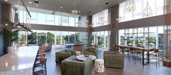 Luxury Stay Near Disneyland Pool Gym Free Parking