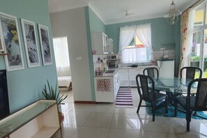 Dining - Rafiki Homestay (Donggongon)
