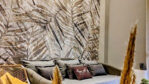 Soundproofing, cribs/infant beds