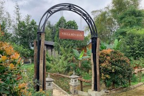 Room - Paradise Soc Son Resort (Hanoi)