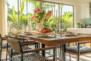 Restaurant - Villa Allamanda 3 Bdrm Best Location Bangtao Beach VVPHU88 (Phuket)