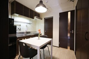 Room - Shinjuku Kabukicho Harmony Inn (Tokyo)