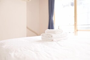 Room - Shinjuku Kabukicho Harmony Inn (Tokyo)