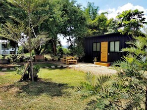 Chalet, 1 kamar tidur, Boleh Merokok, pemandangan kebun | Taman