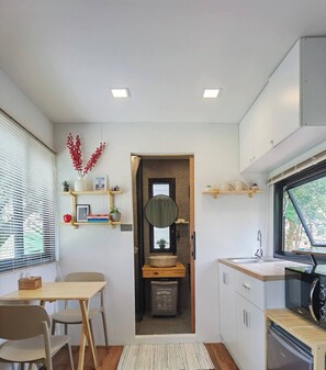 Chalet, 1 habitación, para fumadores, vista al jardín | Cocina privada