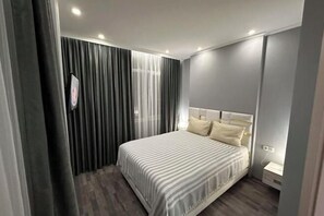 Room - Apart on 26 floor in "Real Palace" Pirosmani 18 D (Batumi)