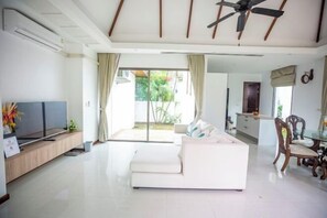 Room - Naya Poly Pool Villa-80 (Phuket)