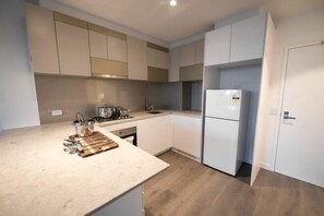 Room - A Chic 2BR, CBD Apartment Near Southern Cross (Melbourne)