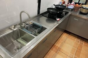 Private kitchen - patong beautiful pool villa (Phuket)