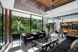 Room - Villa Three Little Birds by BaliSuperHost (Bali)