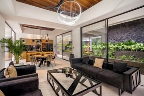 Interior - Villa Three Little Birds by BaliSuperHost (Bali)