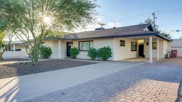 Rumah (4 Bedrooms) | Interior