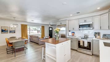 Nhà (4 Bedrooms) | Nội thất