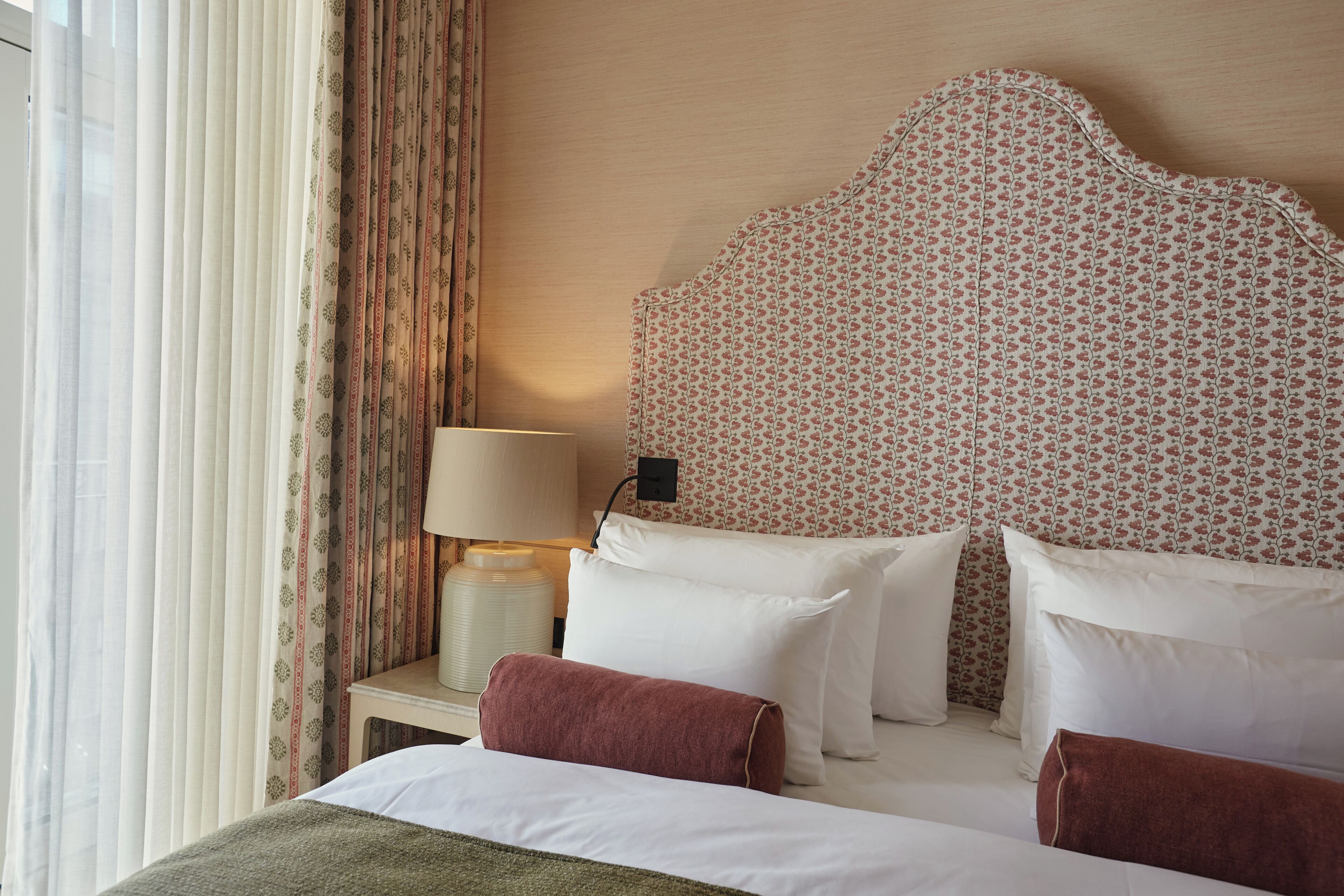 Luxury Room | Premium bedding, down comforters, pillowtop beds, minibar
