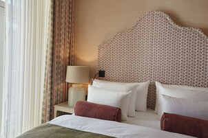Luxury Room | Premium bedding, down comforters, pillowtop beds, minibar