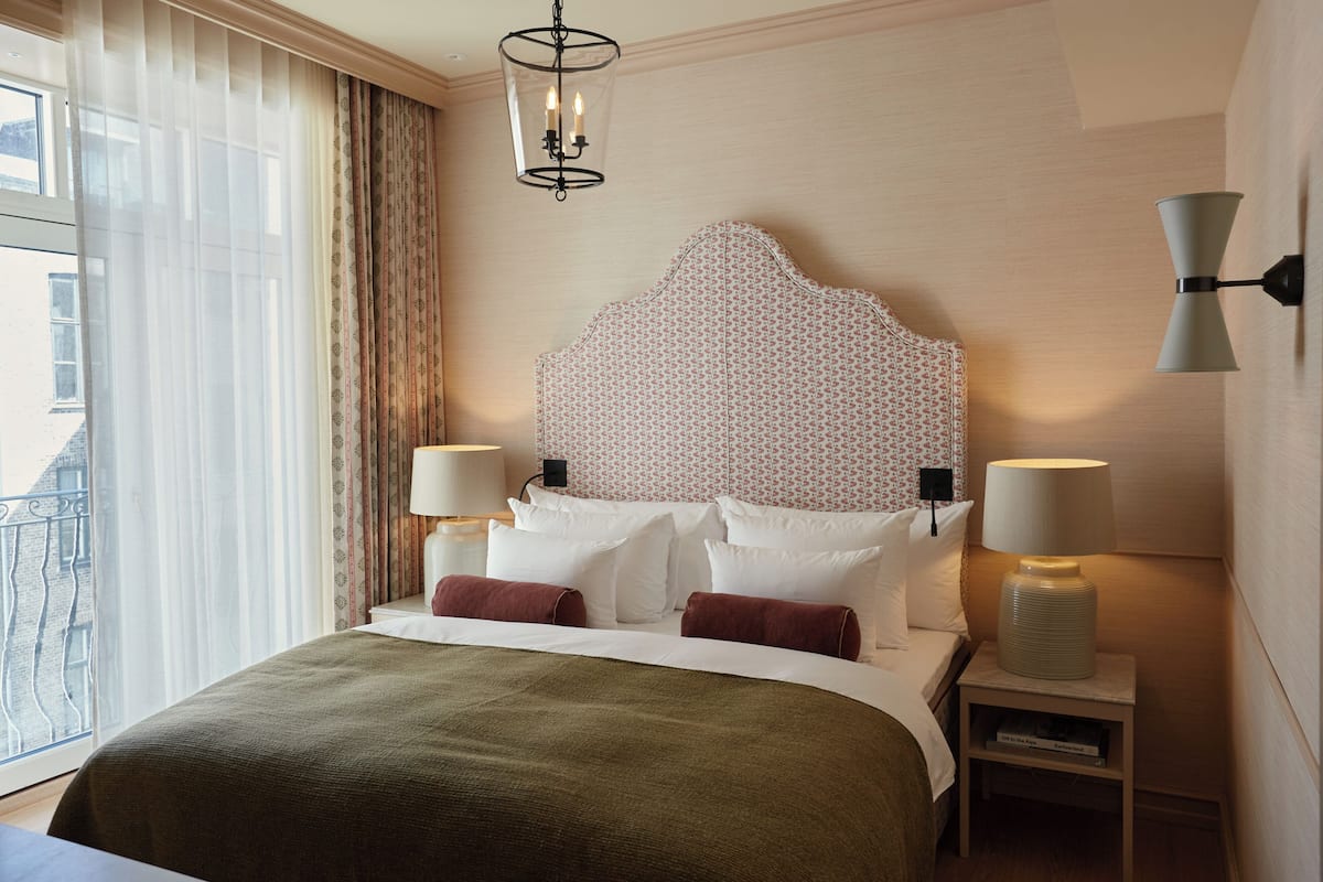 Luxury Room | 高級寢具、羽絨被、特厚豪華床墊、迷你吧
