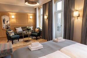 Henriks Signature Suit | In-room safe, iron/ironing board, free WiFi - Henriks Hotel (Copenhagen)