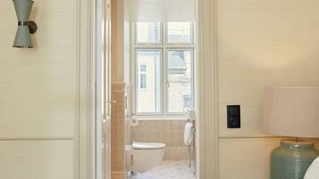 Superior Room | Premium-sengetøj, dundyner, senge med topmadrasser, minibar